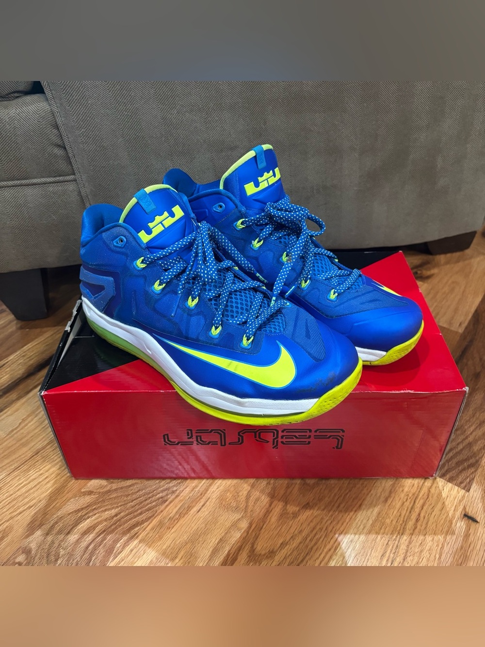 Size 12 - Nike Max LeBron 11 Low Sprite Blue W/ Box  642849-471